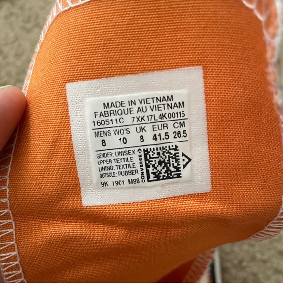 Orange Converse Chuck Taylor All Stars - Picture 9 of 9